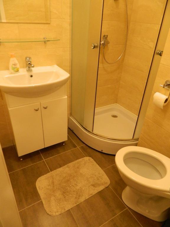 Apartment On Deribasovskaya 18 Odessa Zewnętrze zdjęcie